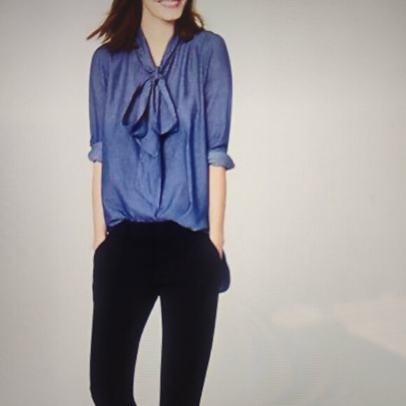 Loft Chambray tie-neck top - Picture 7 of 7